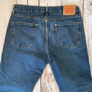 Men’s Levi jeans